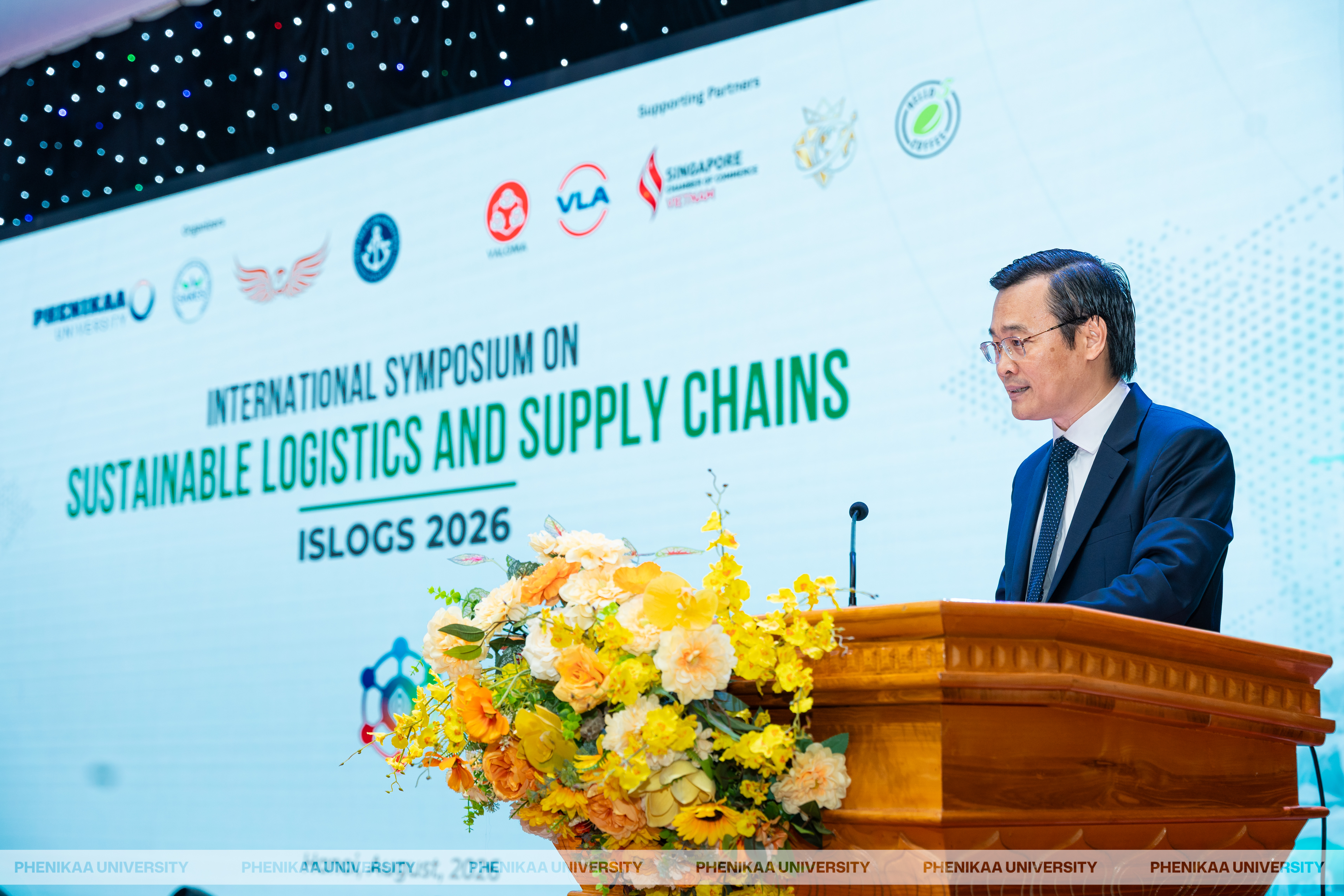 Logistics trước sức ép mới từ chuỗi cung ứng toàn cầu